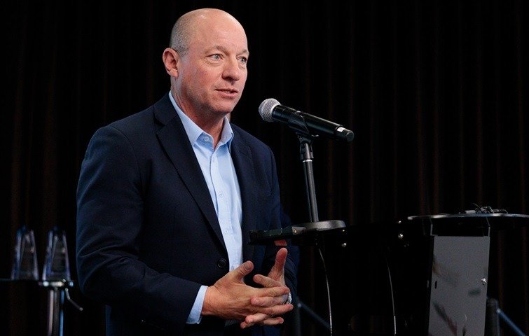 Ashley Furnishings CEO emphasizes calm, persistence between international costs volatility